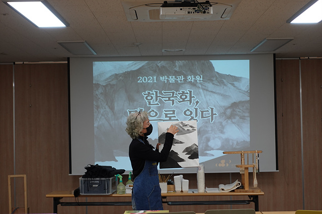 11/30 박물관화원-한국화,먹으로 잇다