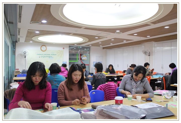 12/1 박물관 규방 - 바느질 공예(야생화자수)