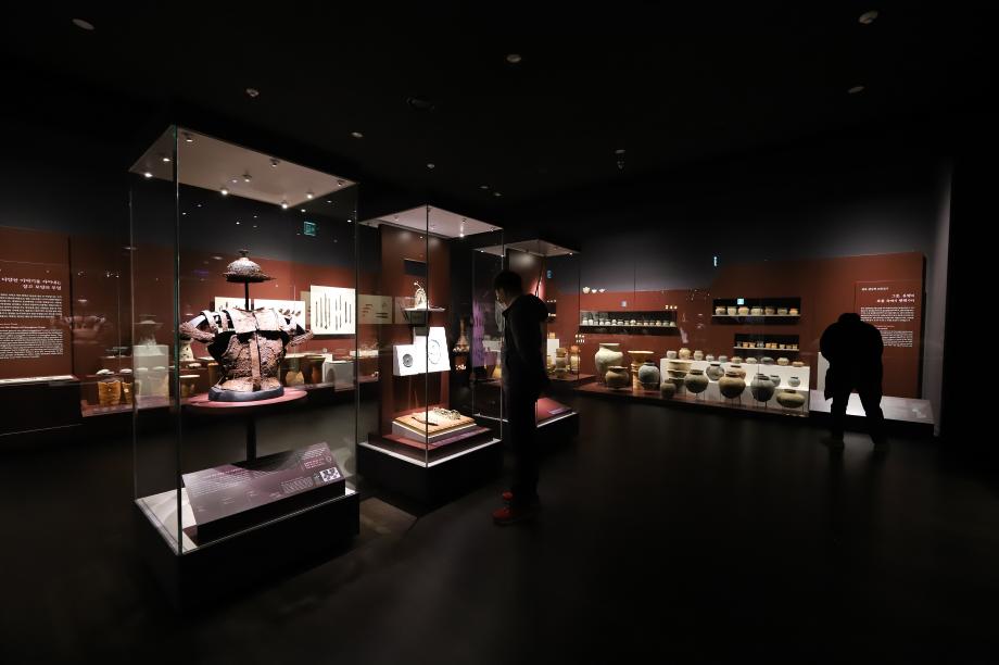 History Culture Gallery 1