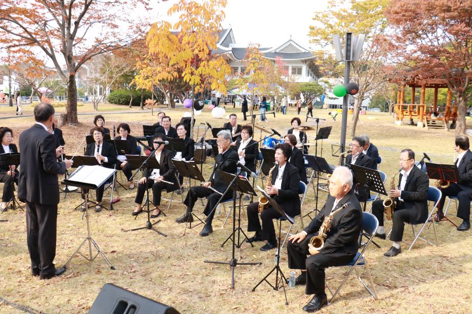 1관 1단 연계 공연 '아시아실버윈드오케스트라: 인생은 아름다워'